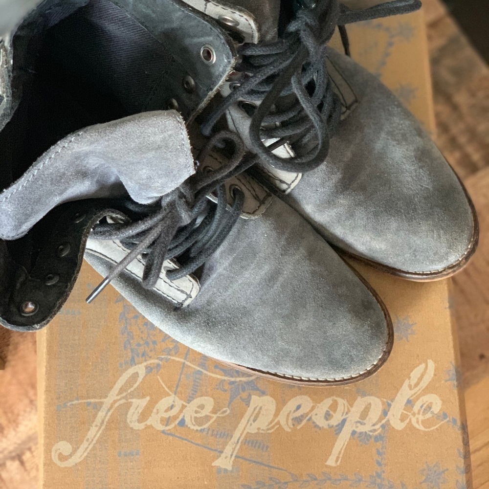 Free People - Picture 4 of 6